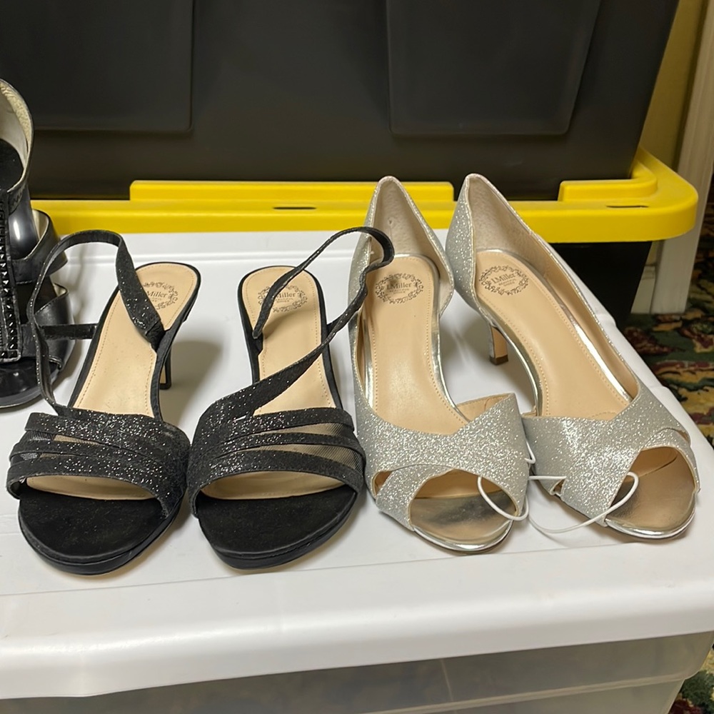 Heel shoes New